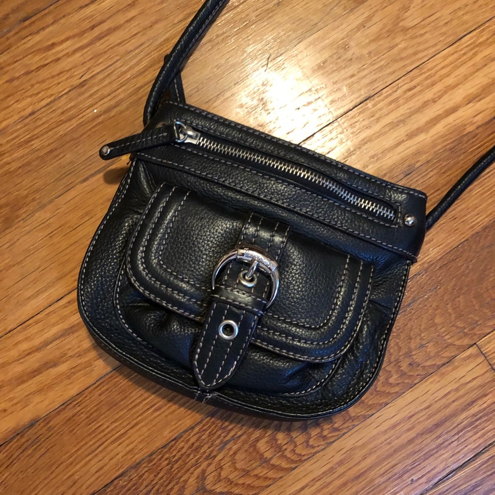Black Leather Crossbody Bag | Tignanello